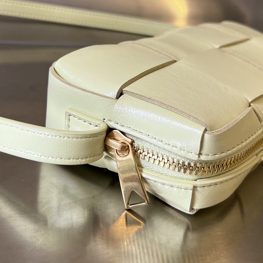  Mini Cassette Intreccio Leather Cross-body Bag Cream